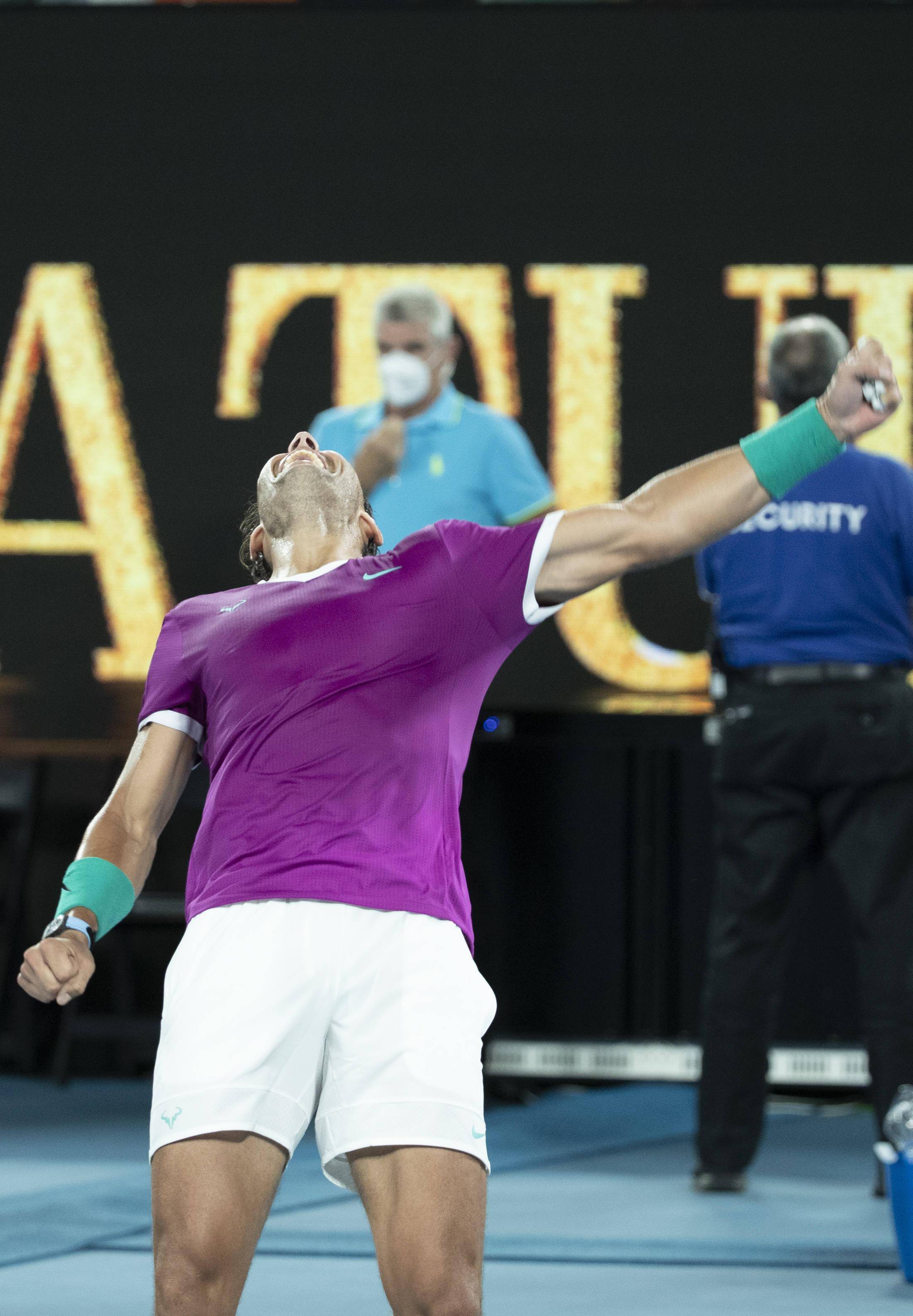 美国网球队力克意大利网球队,纳达尔统治全场的简单介绍 美国网球队力克意大利网球队,纳达尔统治全场的简单介绍