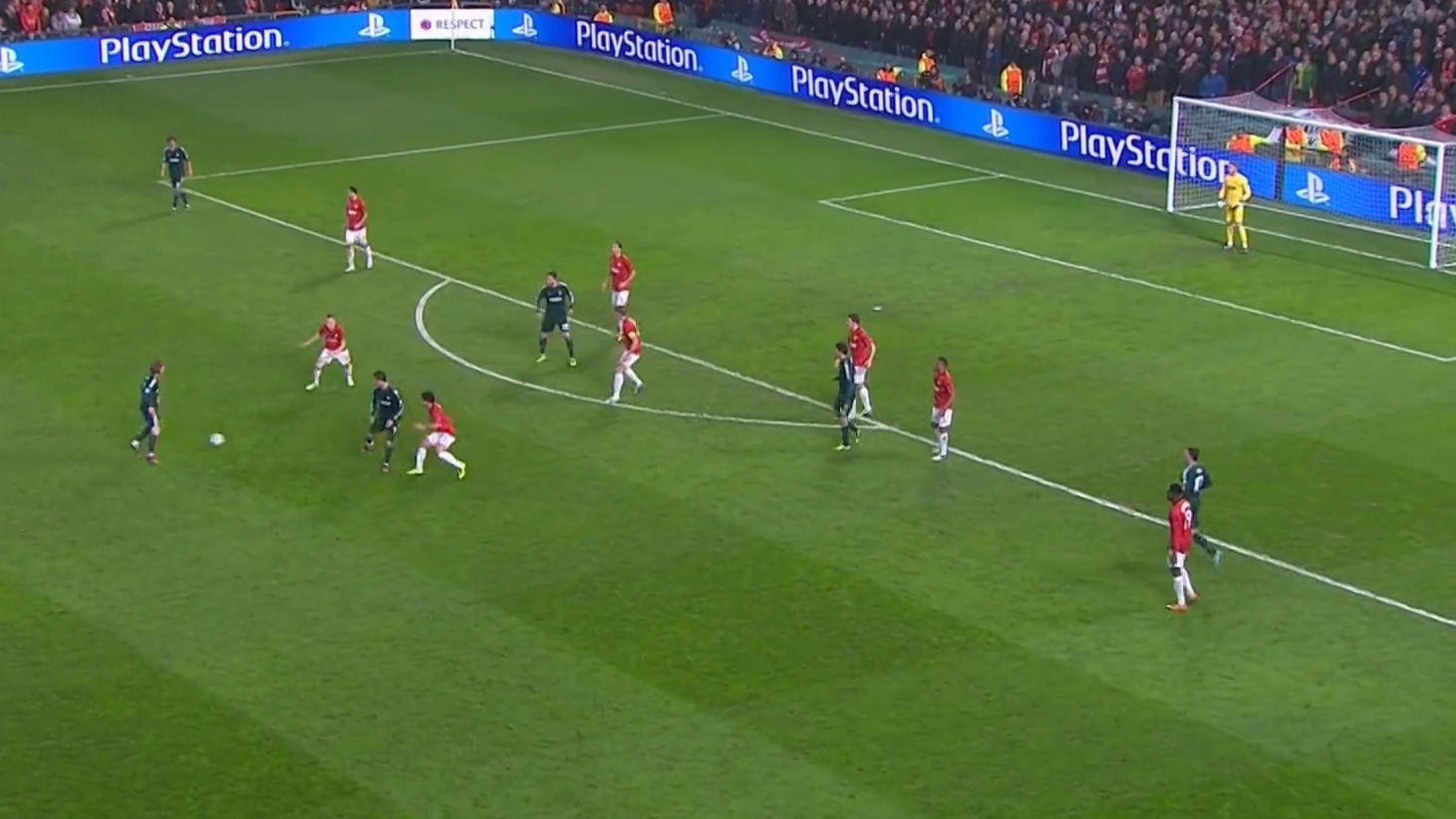 关于利物浦碾压曼联，莫德里奇统治全场的信息