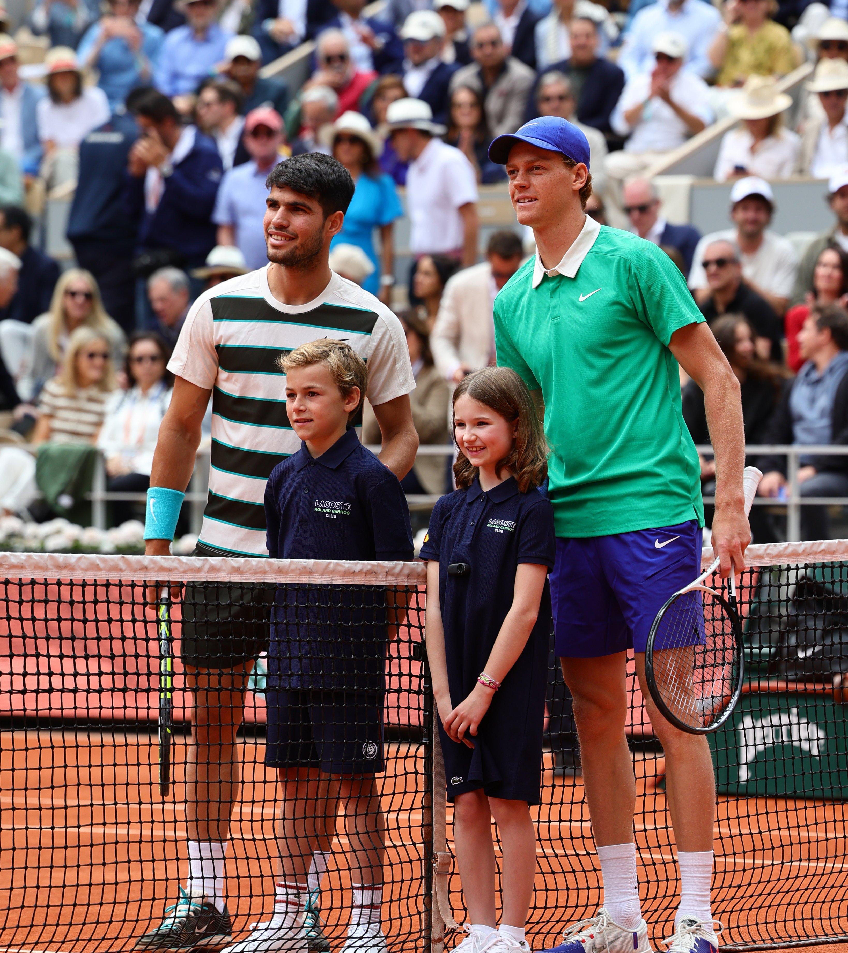 日本网球队鏖战美国网球队,阿尔卡拉斯爆发神勇的简单介绍 日本网球队鏖战美国网球队,阿尔卡拉斯爆发神勇的简单介绍