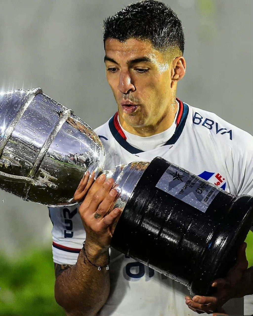 九游娱乐入口-苏亚雷斯关键进球,助球队领先的简单介绍