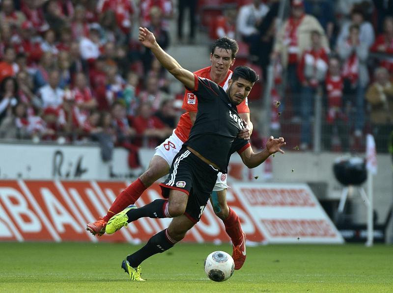 九游体育直播-马赛战亚眠，关键之战争夺领先位置的简单介绍