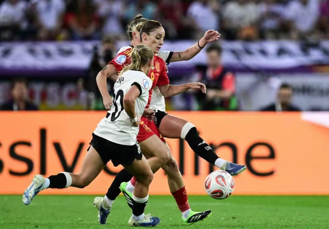 玻利维亚女足备战冠军争夺，全力备战的简单介绍