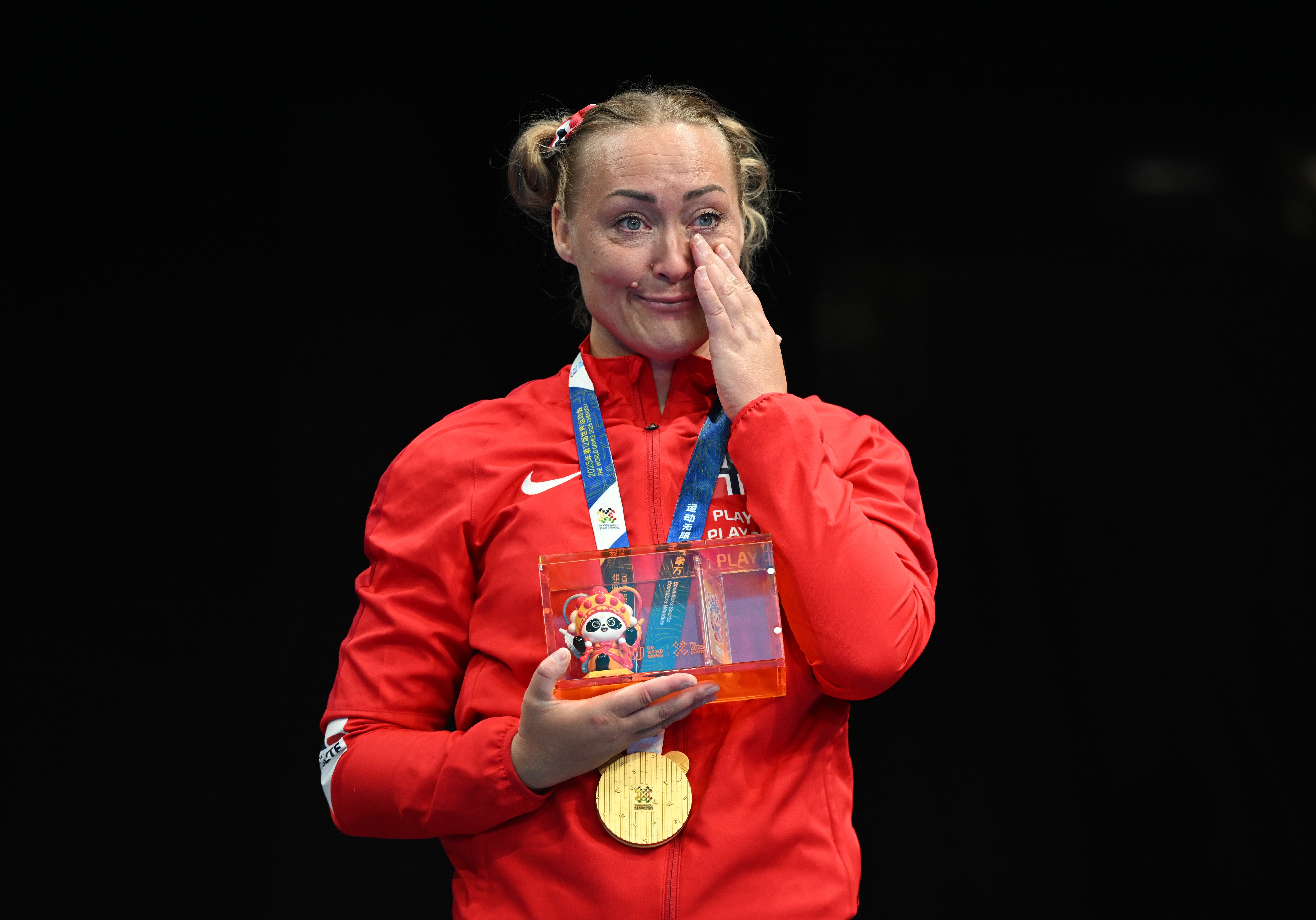 塞尔维亚代表团斩获举重项目金牌 塞尔维亚代表团斩获举重项目金牌