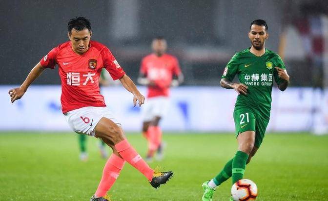 裁判严格执法，中超比赛打破以往传统？的简单介绍