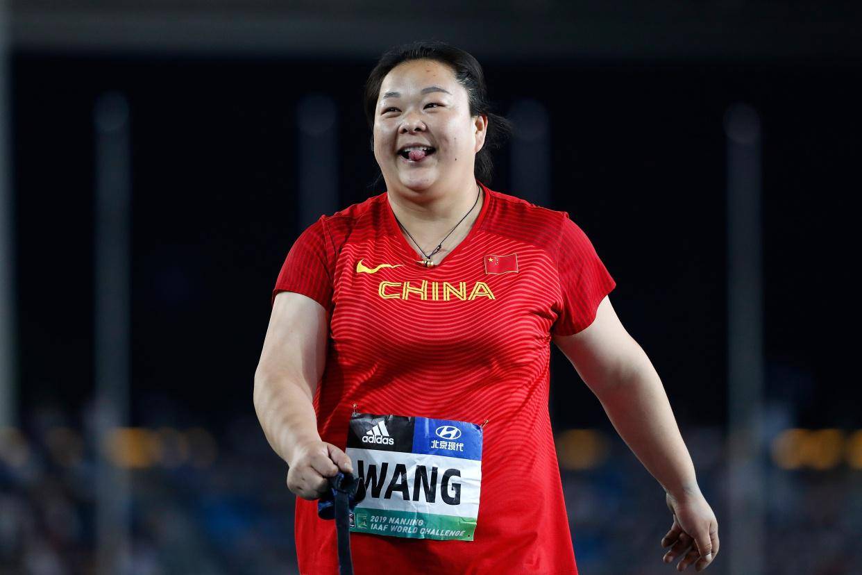 九游娱乐-俄罗斯举重选手刷新个人最佳纪录，摘得金牌