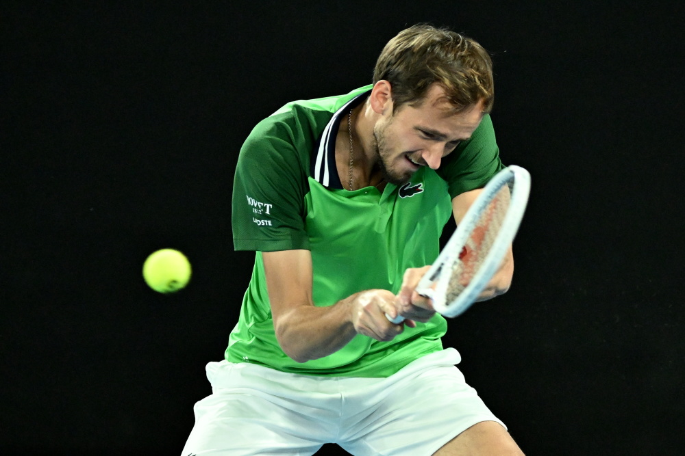 九游体育-关于法网碾压美网，梅德韦杰夫惊艳四座的信息