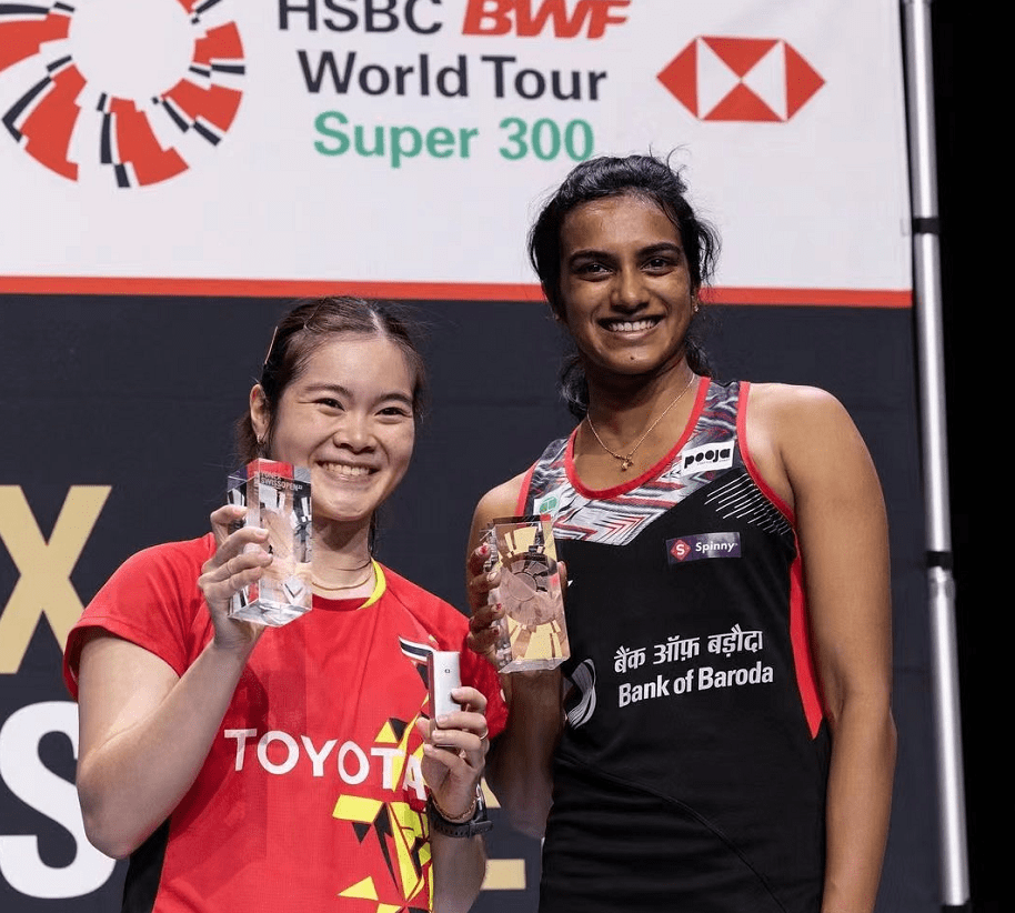 印度队完胜印尼队,辛杜刷新纪录 印度队完胜印尼队,辛杜刷新纪录