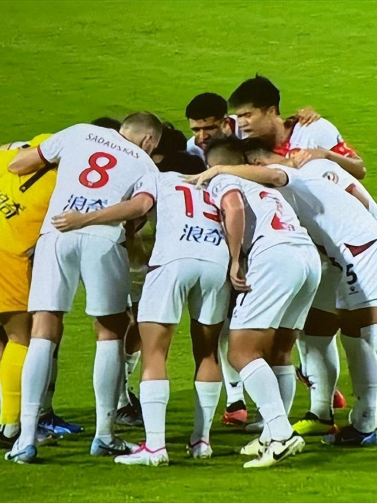 九游体育直播-广州队险胜国王，易建联带队取胜