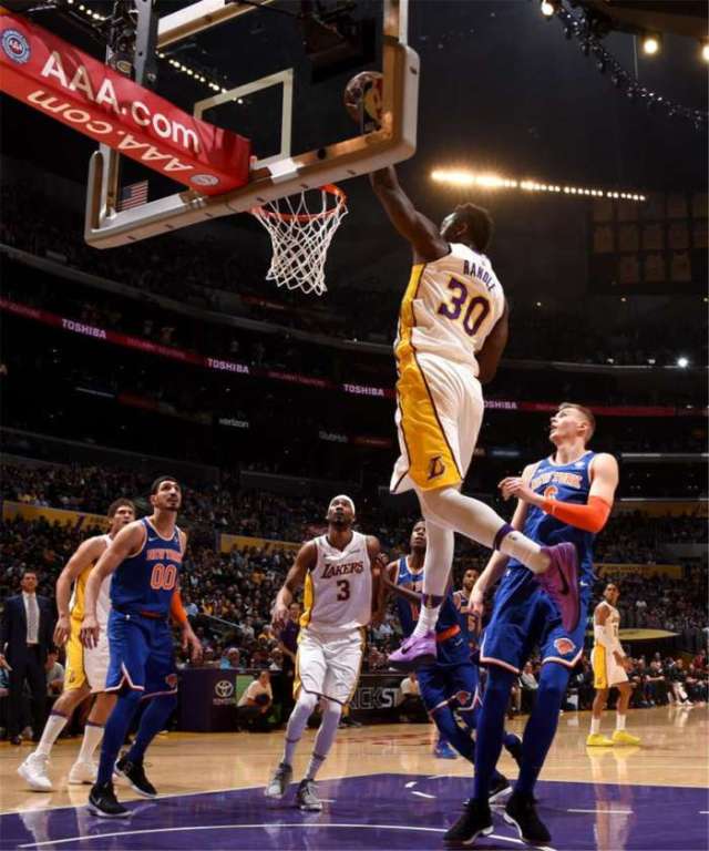 广东队逆转尼克斯，克莱高光表现的简单介绍