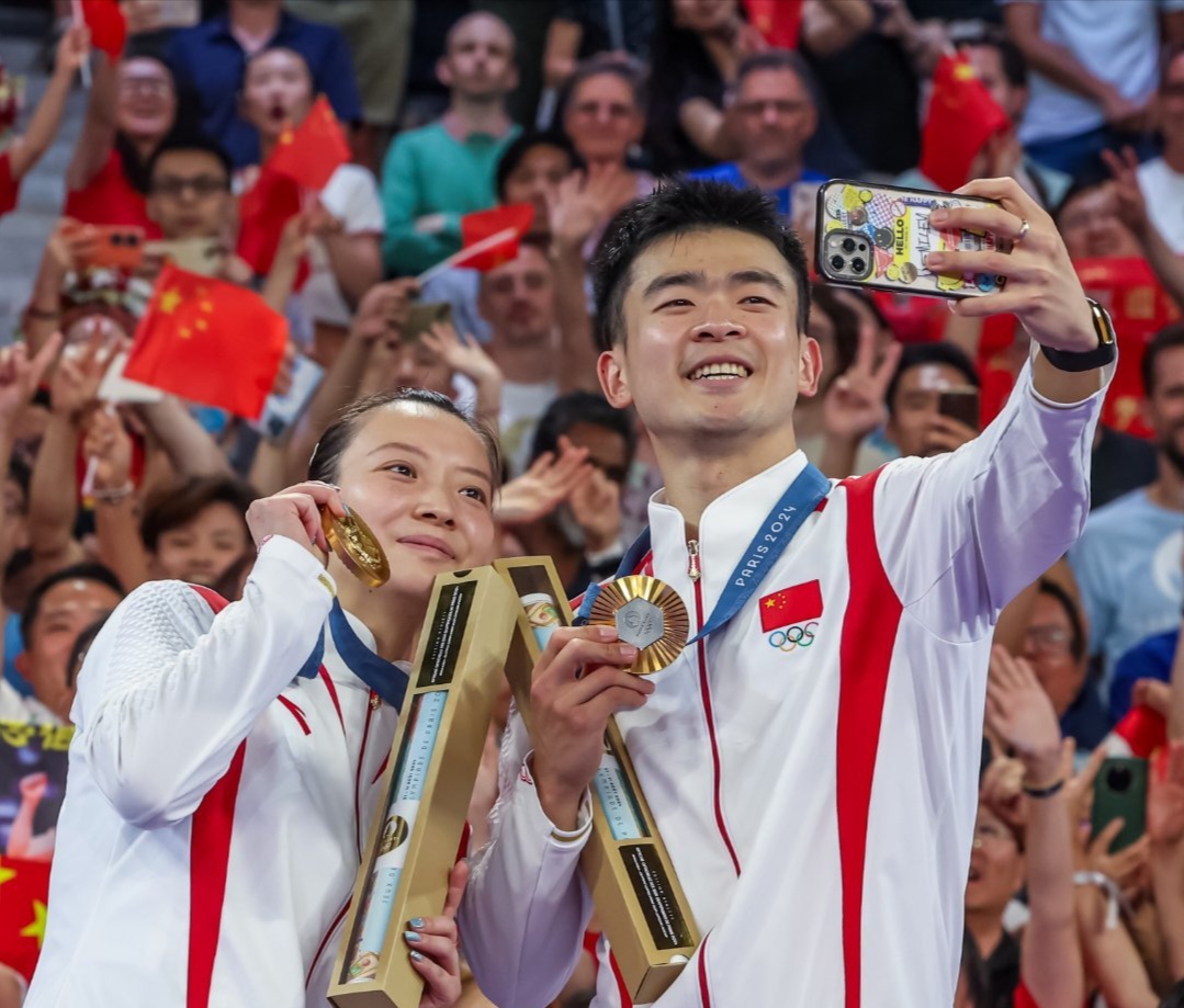 九游中国-印尼队完胜丹麦队，郑思维点燃赛场