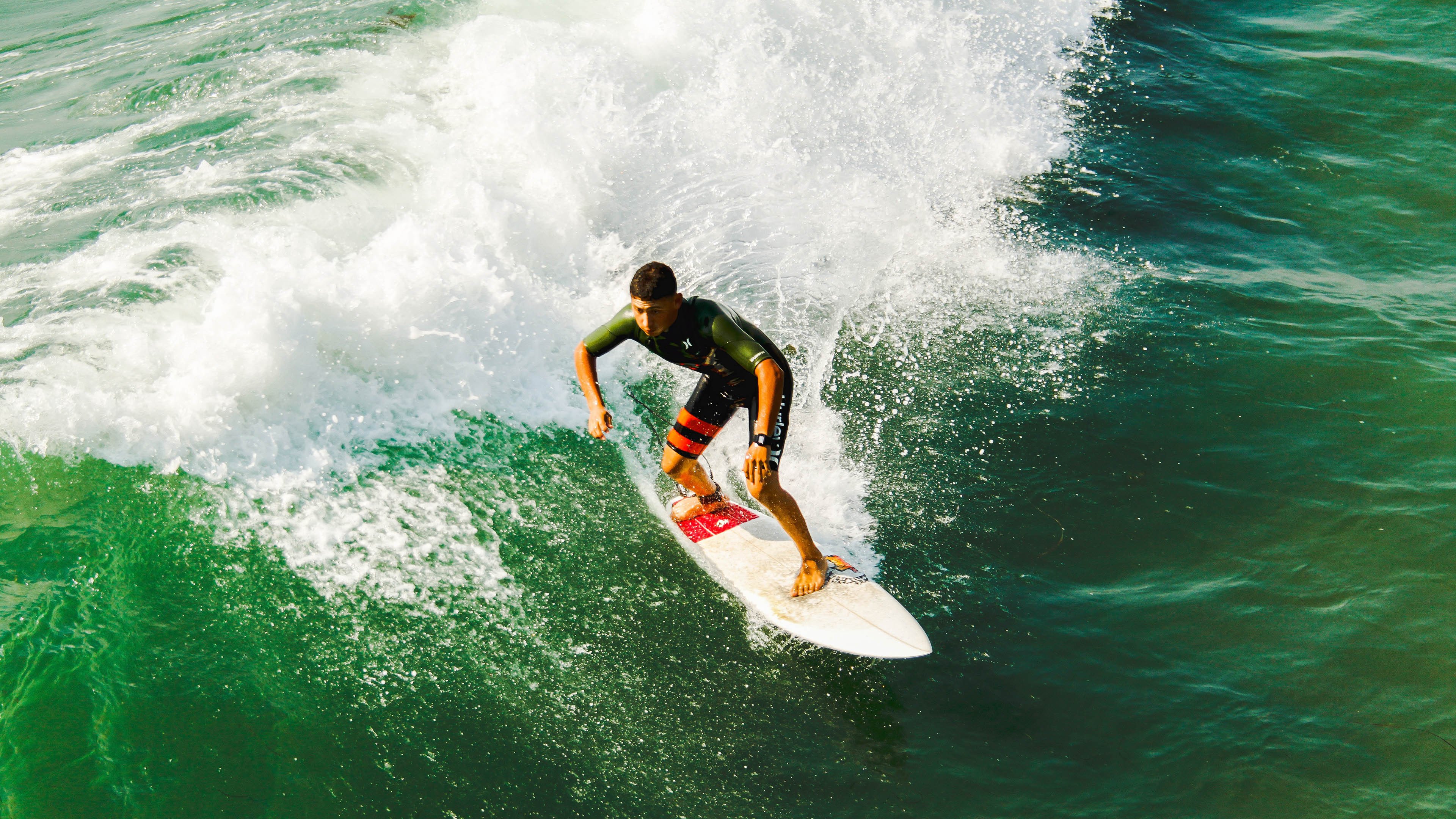 冰与火的碰撞，冰岛球队正面击溃亚特兰大，欧冠半决赛上演北欧神话