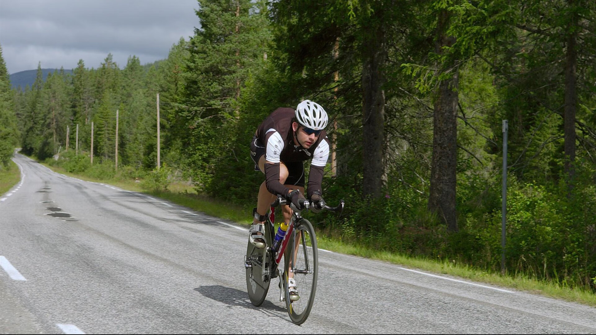 密尔沃基的钢铁意志，雄鹿抢七鏖战终结绿军传奇之路